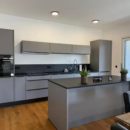Luxus-apartment In Appartement *