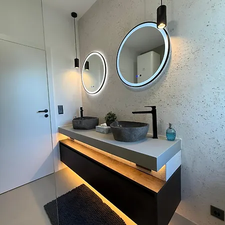 Luxus-apartment In *